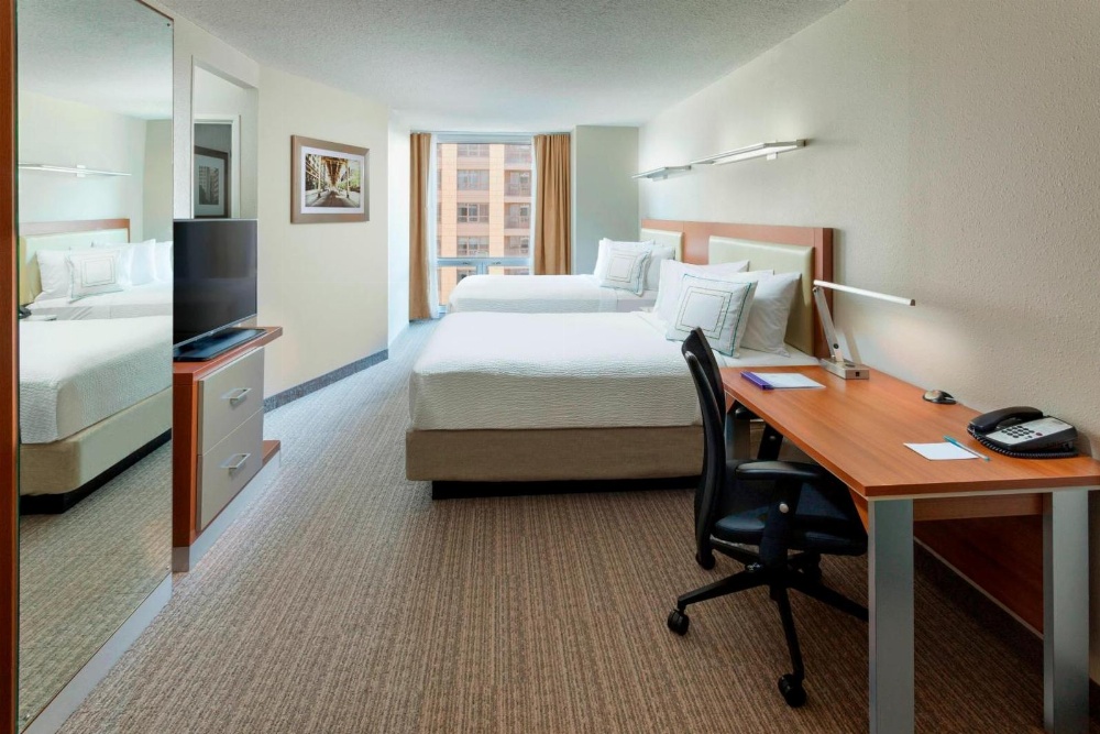 SpringHill Suites by Marriott Chicago Downtown/River North