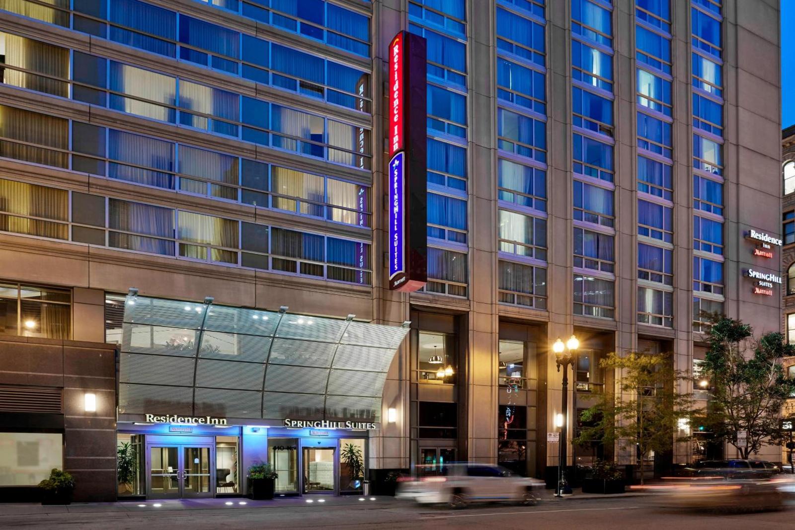 SpringHill Suites by Marriott Chicago Downtown/River North